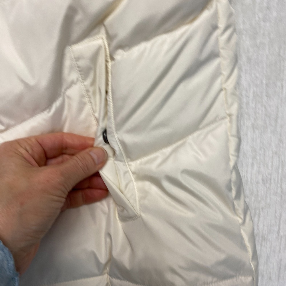Lands' End Down Filled Puffer Vest Womens XL Cream Softshell Full Zip Outdoor - Picture 9 of 12